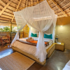 Отель Umlani Bushcamp - Lodge, фото 2