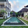 Отель Queen Bisma Villa 10 Min Walking To Ubud Center, фото 14