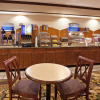 Отель Holiday Inn Express Hotel & Suites CIRCLEVILLE, фото 9