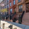 Отель Spacious Fully Furnished Harlem Apartment Near Morningside Park в Нью-Йорке