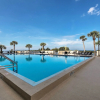 Отель Renovated Hudson Condo: Gulf Views + Pool Access!, фото 17