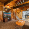 Отель Eagle's Crest At Moonridge - A Sense Of Seclusion And Privacy! Mountain Views! Ac! 2 Bedroom Cabin, фото 1