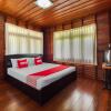 Отель OYO 1143 Phet Luran Thai Resort Kohchang в Ко Чанге