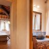 Отель Villa just 14 km to Florence, 8 bedrooms. Private garden, pool heated and Wi-Fi!-La Leopoldina, фото 3