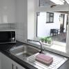 Отель Number 3, Lytton Tree Lodge, Reydon, Southwold, фото 7