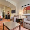 Отель La Quinta Inn & Suites Denver Gateway Park, фото 17