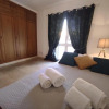 Отель Vila Magna near The Strip with BBQ, AC, Balcony, Parking, 4 TVs and Free wifi, фото 19