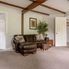 Отель Oldmill-2bed-sleeps6-hottub-privategarden, фото 20