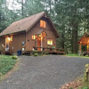 Отель Mt Baker Lodging - Cabin 67 - Private 2-story Cabin With a Private hot tub, фото 1