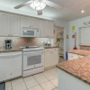 Отель Lush Tropical Plantings In A Gated Compound Located Directly On The Florida Bay 1 Bedroom Cottage by, фото 4