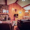 Отель Bear Creek - 2 Br Cabin, фото 4