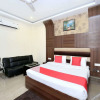 Отель OYO 5710 The Majestic Crown Hotel, фото 11