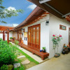 Отель Jeonju Aranggwol Hanok Pension, фото 9
