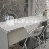 Отель Rajawali Guest House RedPartner, фото 10