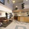 Отель Super 8 by Wyndham Dawson Creek, фото 1