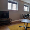 Отель Charming 1-bed Apartment Near Redditch Town Centre, фото 6