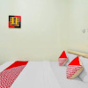 Отель OYO 90222 Lafa Park Syariah, фото 21