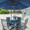 Отель Quaint Cottage in a South Sarasota Neighborhood, фото 23