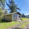 Отель Cozy Coos Bay Retreat w/ On-site Creek & Fishing!, фото 20