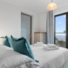 Отель Apartment 8 Waterstone House - Luxury Apartment Sea Views Pet Friendly, фото 6