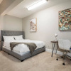 Отель Gorgeous 3BR 2BA on Frankfort | by Cozysuites, фото 2