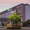 Отель Holiday Inn Express & Suites Mississauga-Toronto Southwest, an IHG Hotel, фото 1