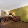 Отель Rodeway Inn & Suites, фото 12