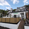 Отель Summer's Bay Hotel, фото 1