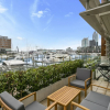 Отель Elegant stunning marina views, фото 16