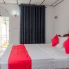Отель OYO 385 Sanri Villa Negombo, фото 2