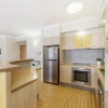 Отель Spring Hill Central Apartments, фото 16