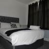 Отель Inviting 1-bed Ground Floor Apartment in Bolton, фото 3