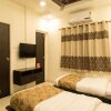 Отель OYO 9023 Dwarka Inn, фото 3