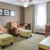 Отель Comfort Suites North, фото 25