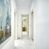 Отель Stunning Central 170m2 3 Bedroom 3 Bathroom, Sleeps 10 Guests, фото 1