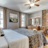 Отель Historic Fells Point Home Steps From Waterfront, фото 4