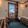 Отель Cozy Apartment Just 300 Meters From the Slopes in Tignes в Тине