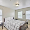 Отель Spacious & Central Katy Retreat: 27 Mi to Houston!, фото 5