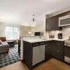 Отель TownePlace Suites Pittsburgh Airport/Robinson Township, фото 18