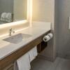 Отель Holiday Inn Express Hotel & Suites Roseville-Galleria Area, an IHG Hotel, фото 8