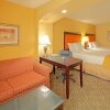 Отель La Quinta Inn & Suites by Wyndham Mobile - Tillman's Corner, фото 21