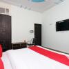 Отель OYO 26920 Dev Hotel, фото 3