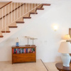 Отель Large Townhouse with Plunge Pool, 3 mins from Beach - Turtle View 2 by BSL Rentals, фото 2