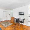 Отель Magnificent Studio At Leaside 10 Mins To Downtown, фото 3