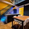 Отель The Eden Warehouse - Gold Apartment, sleeps 5, фото 17
