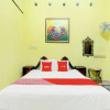 Отель OYO 94009 Homestay Ndalem Kademangan, фото 14