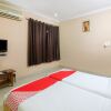 Отель OYO 18488 Hallmark Begumpet, фото 18