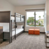 Отель Hampton Inn  & Suites Anaheim Resort Convention Center, фото 12