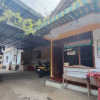 Отель OYO 94016 Homestay Baronsari, фото 1