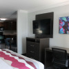 Отель Best Western Medical Center North Inn & Suites Near Six Flags, фото 17
